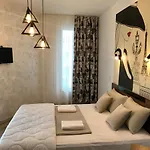 Апартамент Raya Обзор