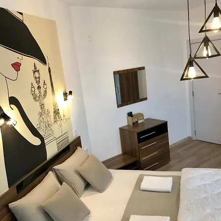 Raya Apartman Obzor